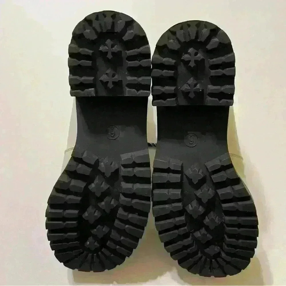 Universal Thread Womens Hiking Boots White Ankle Lace Up Size 6 outdoor travel - Picture 13 of 14